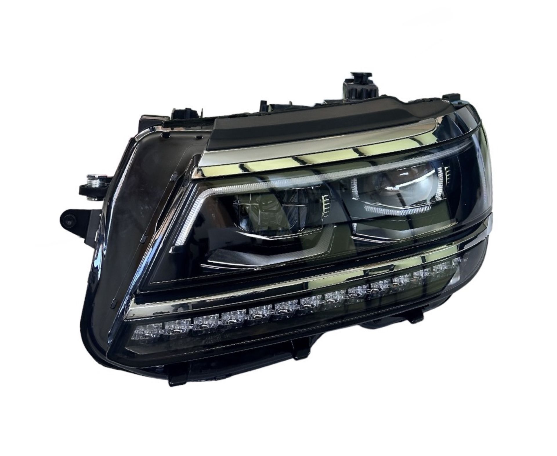 Volkswagen Far Tiguan 16-20 Sağ (Ledli/Xenon)