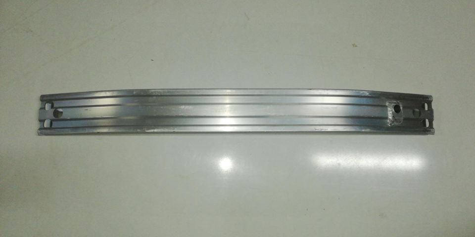 Toyota Demir Tampon Chr 16-19 Ön (Büyük)