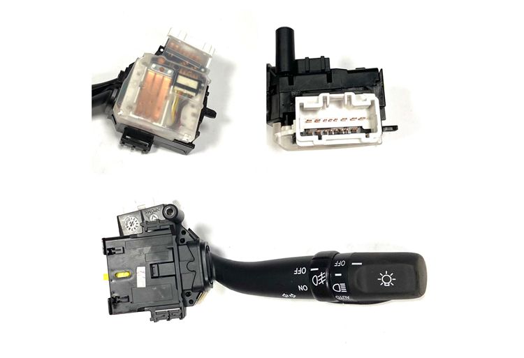 Toyota Kol Sinyal Far Avensis 03-08