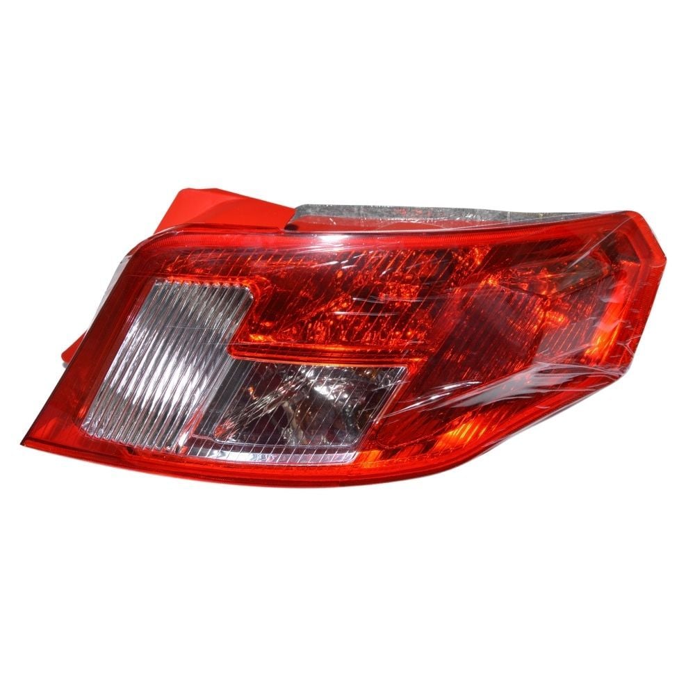 Geely Emgrand Sağ Arka Stop (Hatchback)