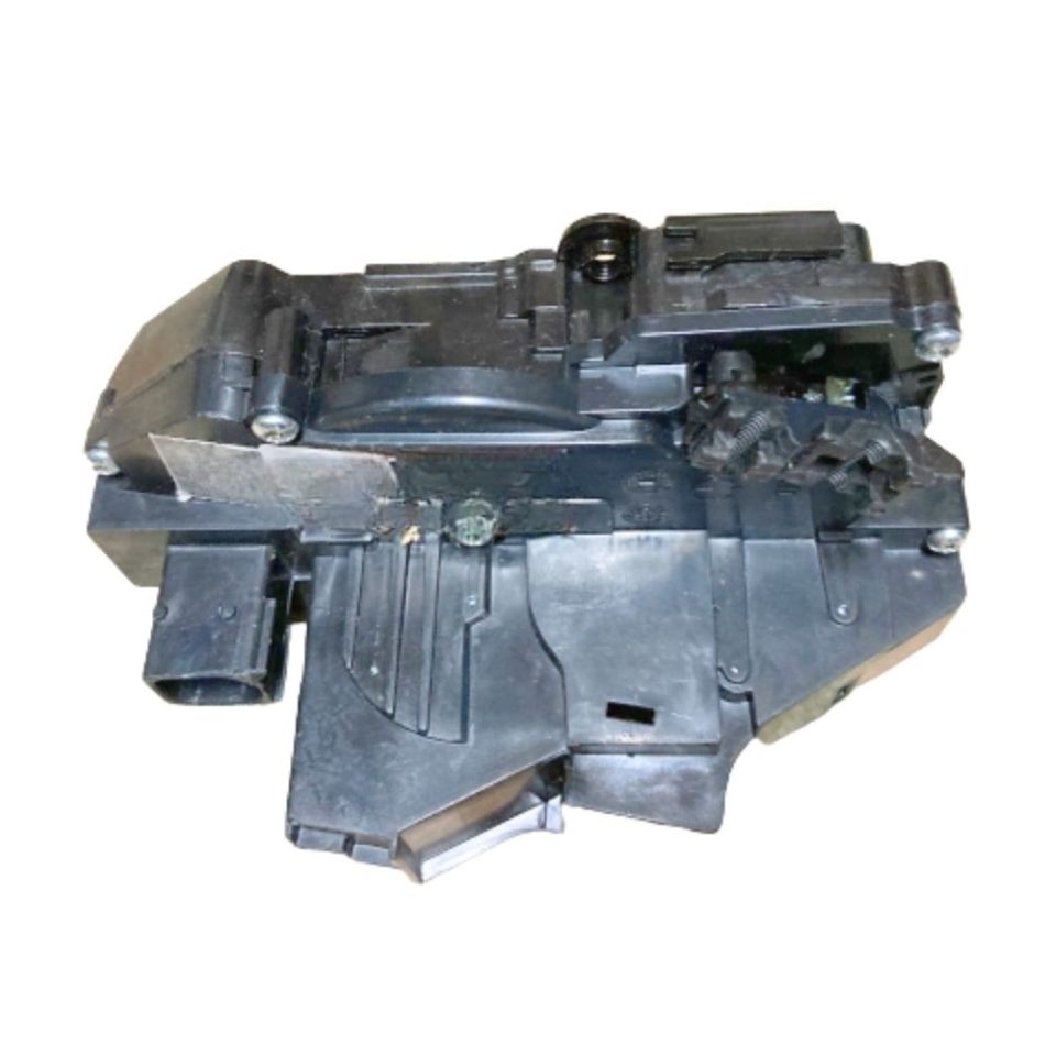 Geely Emgrand Sol Arka Kapı Kilit