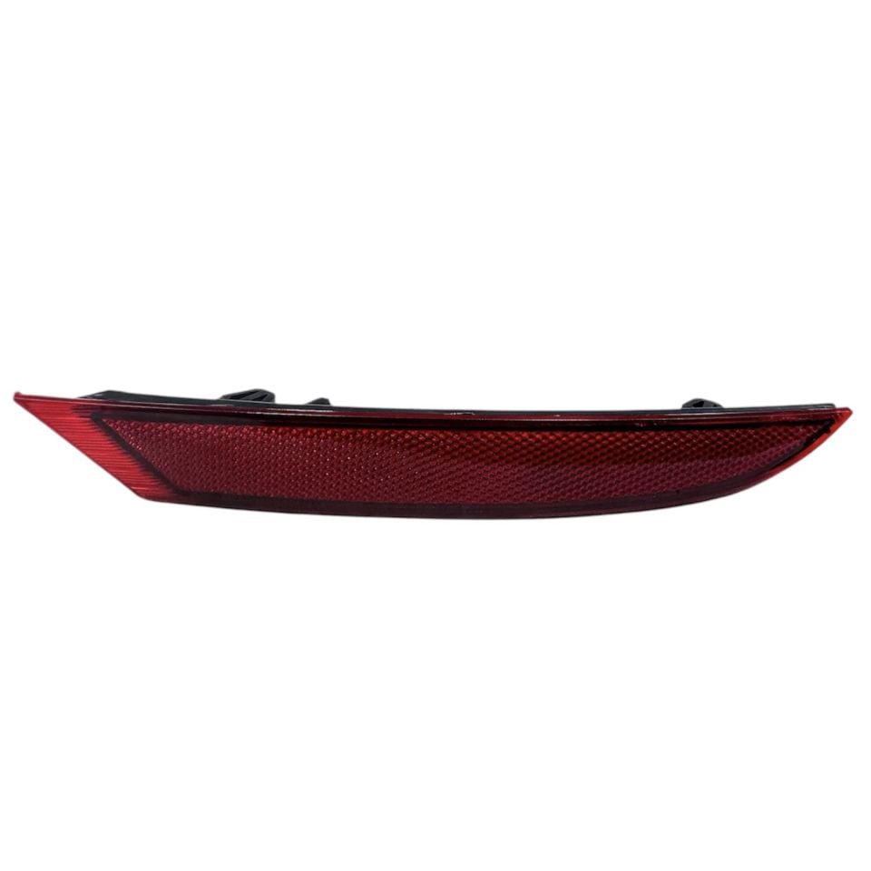 Byd Reflektör Tampon Atto 3 23-25 Arka Sol(Numune Kontrol Edilecek)