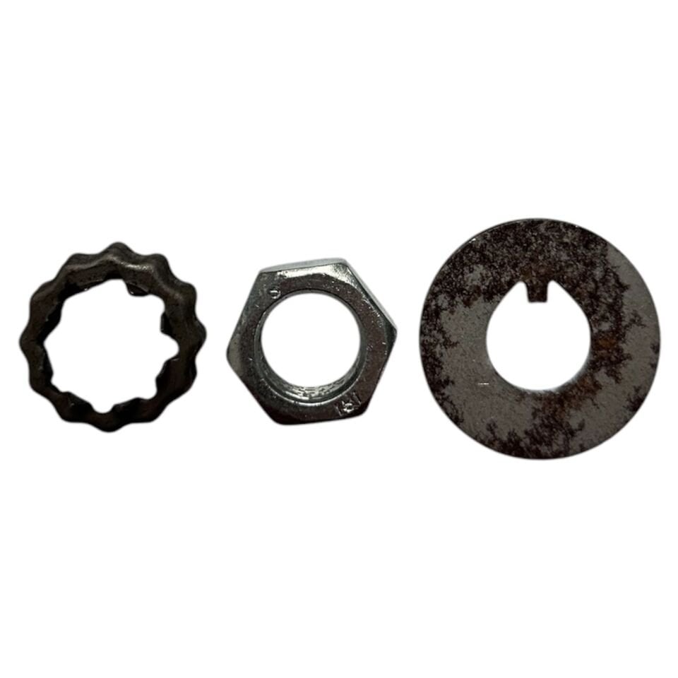 Nissan Somun Pul Teker D22 98-01 Ön (Takım)
