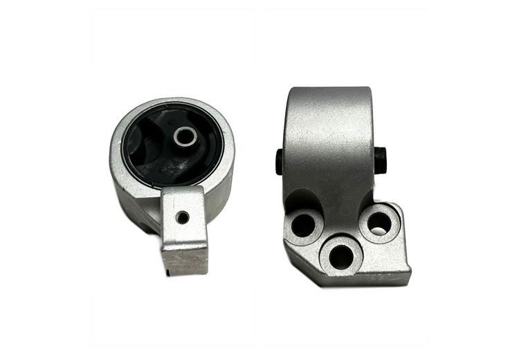 Hyundaı Takoz Motor Accent 1,6 03-05 Ön Sağ