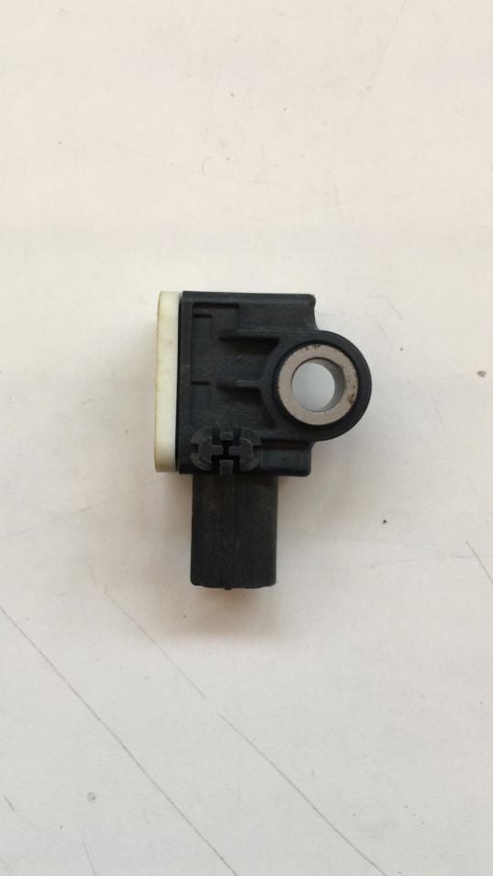 Mazda Sensör Darbe Mazda 3 10-15 Ön