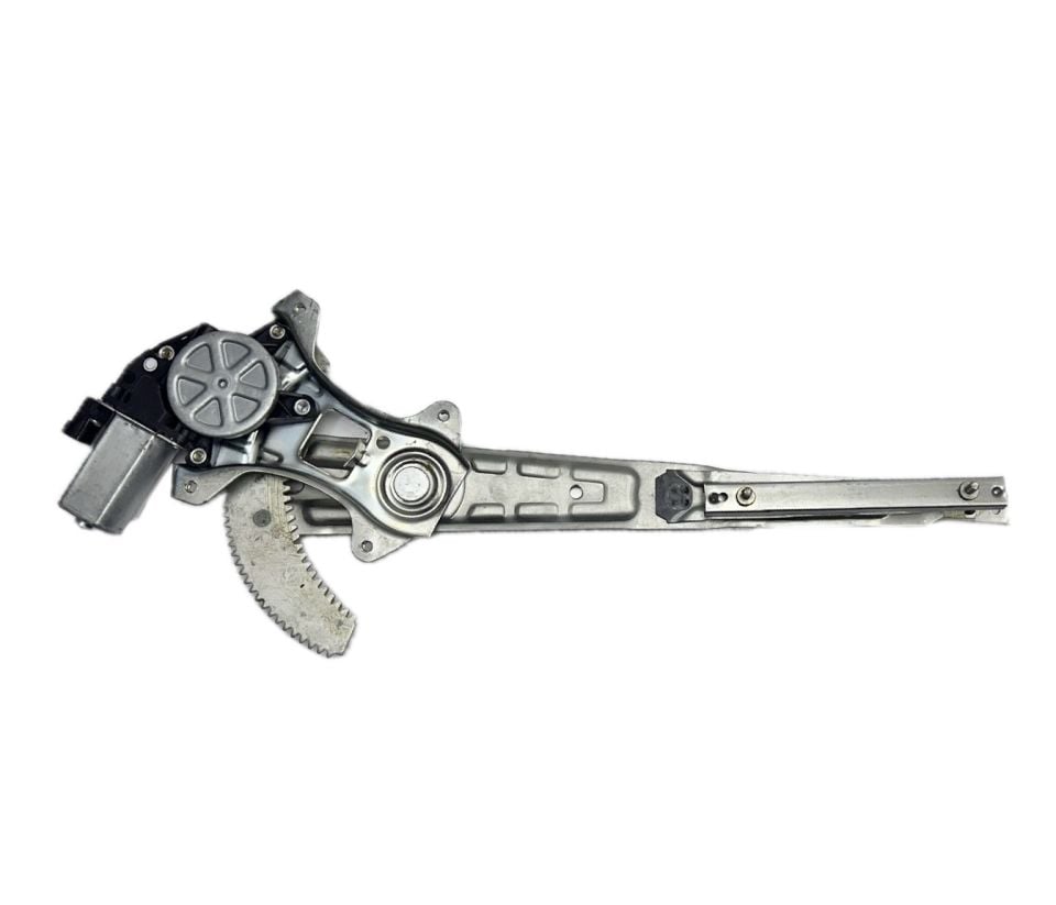 Isuzu Kriko Cam D-max 04-12 Ön Sol (Motorlu)