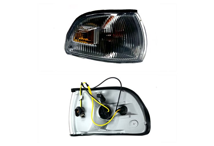 Hyundaı Sinyal H100 97-02 Sağ (Duylu)