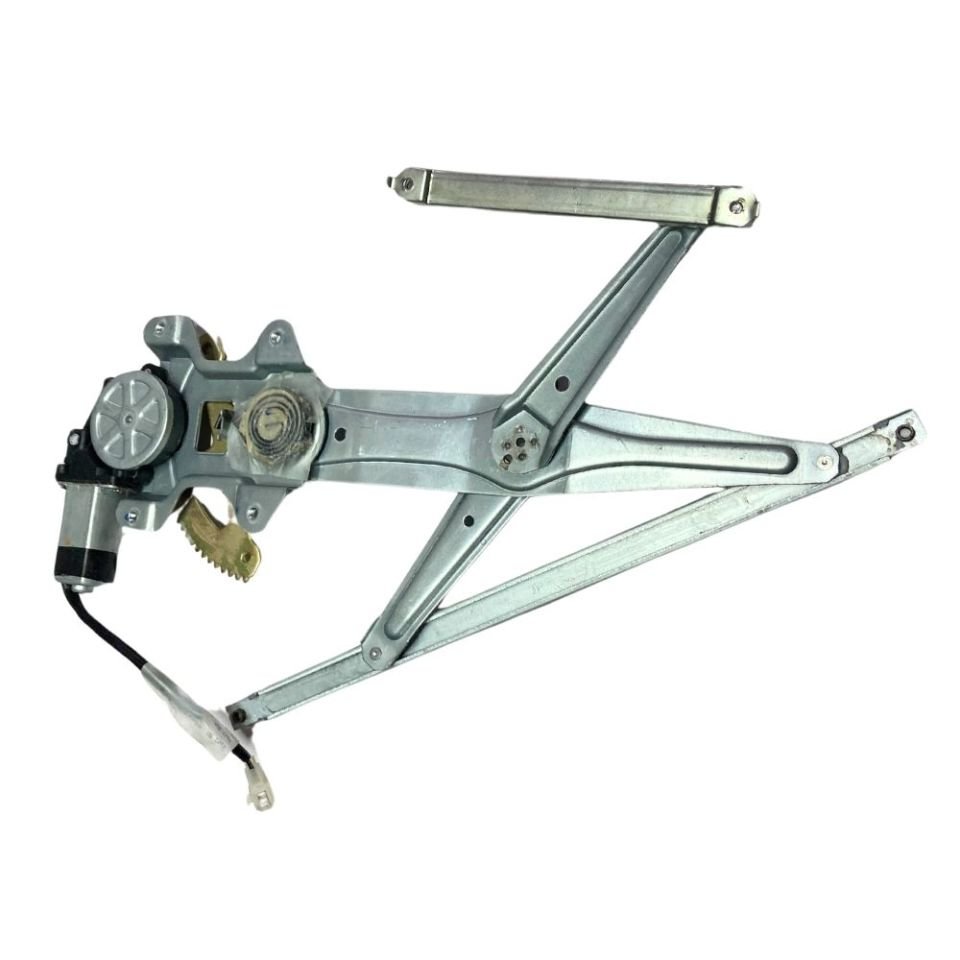 Geely Mk Familia Sağ Ön Cam Krikosu